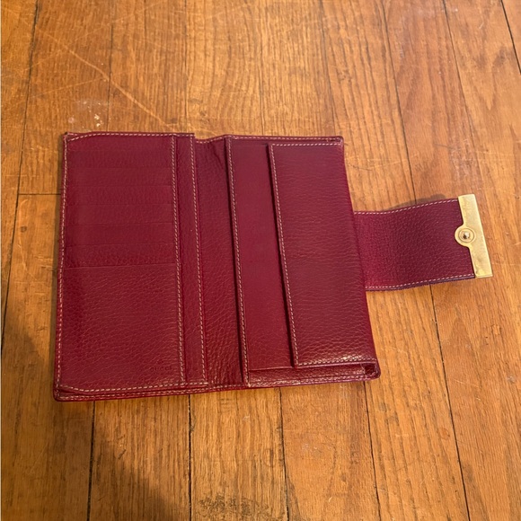 Gucci Burgundy and Beige Wallet - Picture 6 of 9